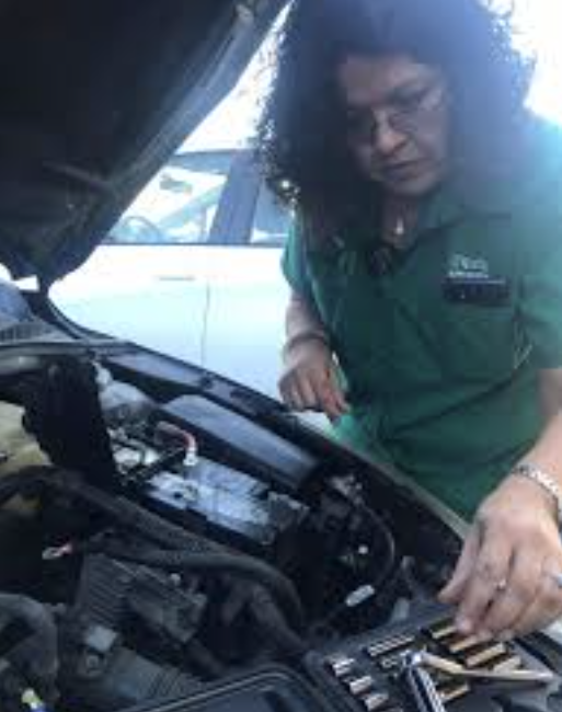When AutoZone and O'Reilly Can't Change Your Battery: We Can Help!
